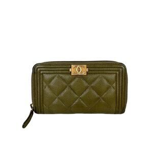 CHANEL Khaki Green Continental Wallet Leather Quilted Inner Pocket Zip Around